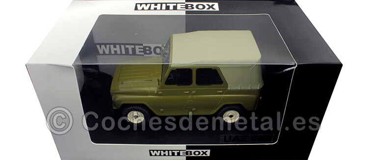 1973 UAZ 469 Verde Oliva 1:24 WhiteBox 124069