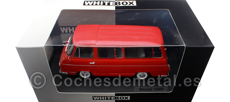 1968 Skoda 1203 Microbús Rojo 1:24 WhiteBox 124122