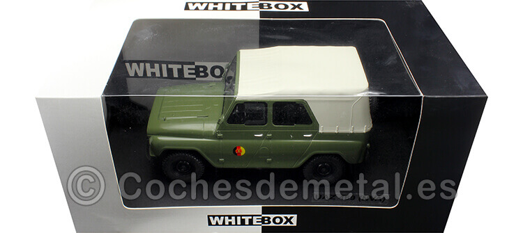 1975 UAZ 469 (NVA) Verde Oliva 1:24 WhiteBox 124143