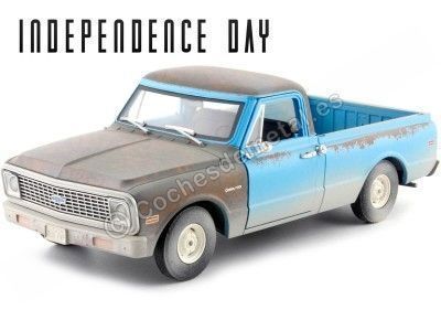 1971 Chevrolet C-10 PickUp "Independence Day" Azul 1:24 Greenlight 84132 Cochesdemetal.es