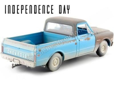 1971 Chevrolet C-10 PickUp "Independence Day" Azul 1:24 Greenlight 84132 Cochesdemetal.es 2