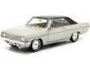 Cochesdemetal.es 1965 Opel Diplomat A V8 Coupé Plata/Negro 1:24 WhiteBox 124082