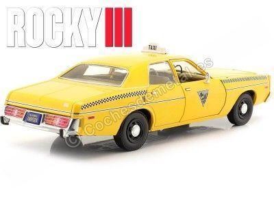 Cochesdemetal.es 1978 Dodge Monaco City Cab Taxi "Rocky III" Amarillo 1:18 Greenlight 19111 2