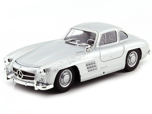 Cochesdemetal.es 1954 Mercedes-Benz 300 SL Gullwing "Alas de Gaviota" W198 Gris Plateado 1:24 Welly 24064
