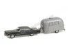 Cochesdemetal.es 1972 Cadillac Sedan Deville + Caravana Airstream 16 Bambi "Hitch & Tow Series 24" 1:64 Greenlight 32240a