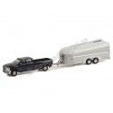 Cochesdememetal.es 2021 Dodge Ram 3500 Laramie Crew Cab + Remorque Aerovault MKII "Série de Hitch & Town 24" 1:64 Greenlight