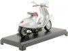 Cochesdemetal.es 2014 Vespa 946 Gris Plata 1:18 Welly 12849