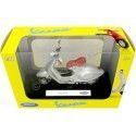 Cochesdemetal.es 2014 Vespa 946 Gris Plata 1:18 Welly 12849