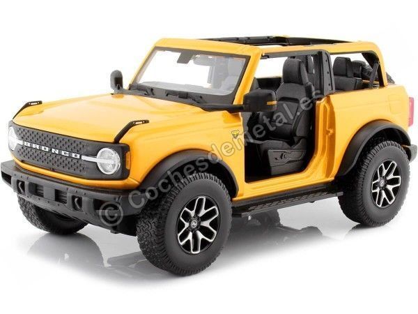 Cochesdemetal.es 2021 Ford Bronco Badlands Sin Puertas Amarillo 1:18 Maisto 31457