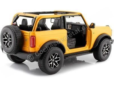 Cochesdemetal.es 2021 Ford Bronco Badlands Sin Puertas Amarillo 1:18 Maisto 31457 2