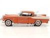 Cochesdemetal.es 1957 Studebaker Golden Hawk Coral / Blanco 1:18 Auto World AW270