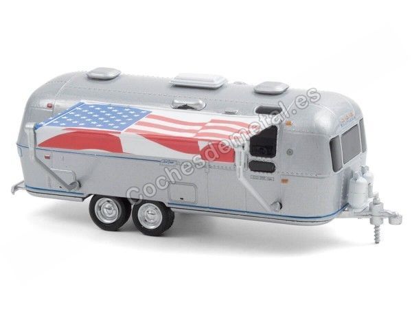 Cochesdemetal.es 1972 Caravana Airstream Double-Axle con Toldo "Hitched Homes Series 9" 1:64 Greenlight 34090C