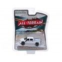 Cochesdemetal.es 2017 Chevrolet Silverado Rally II "All-Terrain Series 8" 1:64 Greenlight 35130E