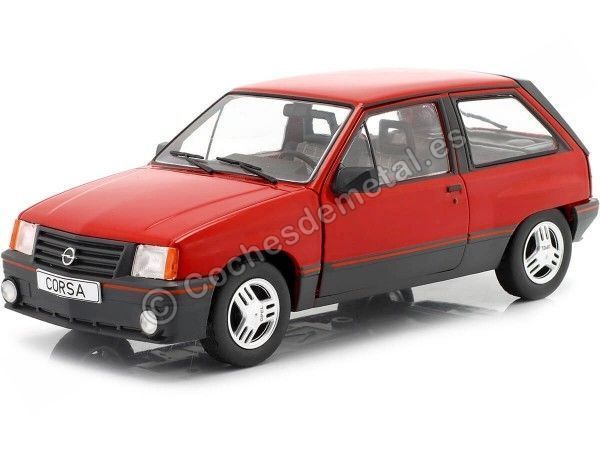 Cochesdemetal.es 1985 Opel Corsa A SR Rojo 1:24 WhiteBox 124094