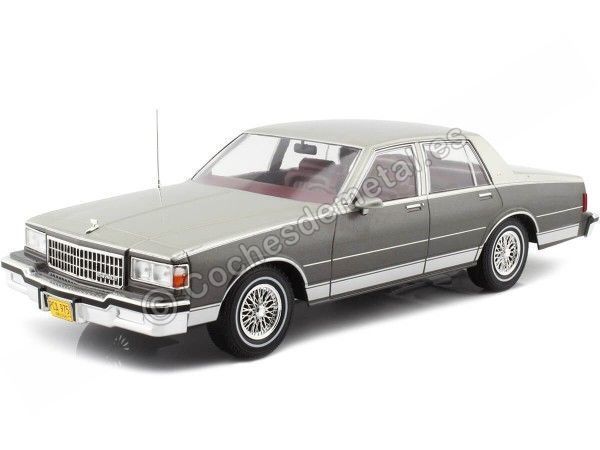 Cochesdemetal.es 1985 Chevrolet Caprice Classic Sedan Gris/Plata 1:18 MC Group 18267