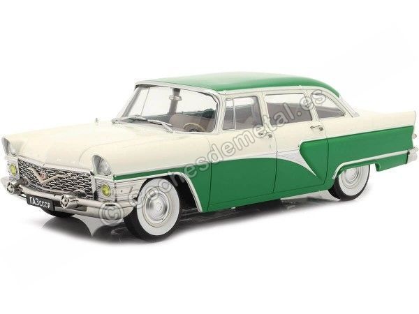 CARSDEMETAL.ES 1959 GAZ 13 SEAGULL VERT / BLANC 1:18 TRIPLE-9 1800252