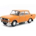 Cochesdemetal.es 1975 Moskwitch 2140 Naranja 1:24 WhiteBox 124101