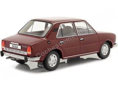 Cochesdemetal.es 1979 Skoda 120ls Rojo (Skoda Color 8165) 1:18 Triple-9 1800275 2