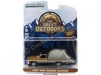 1984 GMC Sierra Classic + Carpa Moderna "The Great Outdoors Series 1" 1:64 Greenlight 38010C Cochesdemetal.es 2