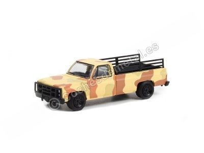 Cochesdemetal.es 1987 Chevrolet M1008 CUCV Camouflage du désert avec sièges de troupe "Bataillon 64 Série 1" 1:64 Greenlight