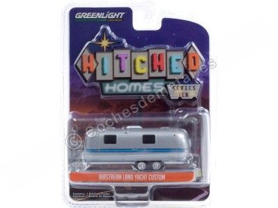 Cochesdemetal.es 1971 Caravana Airstream Double-Axle Land Yacht Safari "Hitched Homes Series 10" 1:64 Greenlight 34100A 2