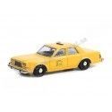 Cochesdemetal.es 1984 Dodge Diplomat Taxi "Hollywood Special Thelma & Louise" 1:64 Greenlight 44945F
