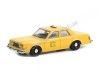 Cochesdemetal.es 1984 Dodge Diplomat Taxi "Hollywood Special Thelma & Louise" 1:64 Greenlight 44945F