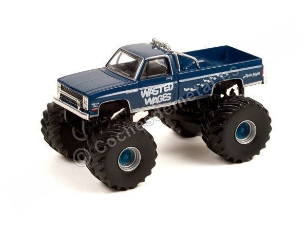 Cochesdemetal.es 1987 Chevy Silverado Monster Truck desperdiçou salários "Kings of Crunch Series 10" 1:64 Greenlight 49100D