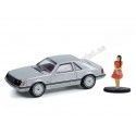 Carsdemetal.es 1979 Ford Mustang Coupe Ghia + femme avec robe "The Hobby Shop Series 12" 1:64 Greenlight 97120B