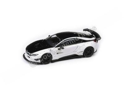 Cochesdemetal.es 2018 Liberty Walk BMW i8 White / Black 1:64 Paragon Models 55151