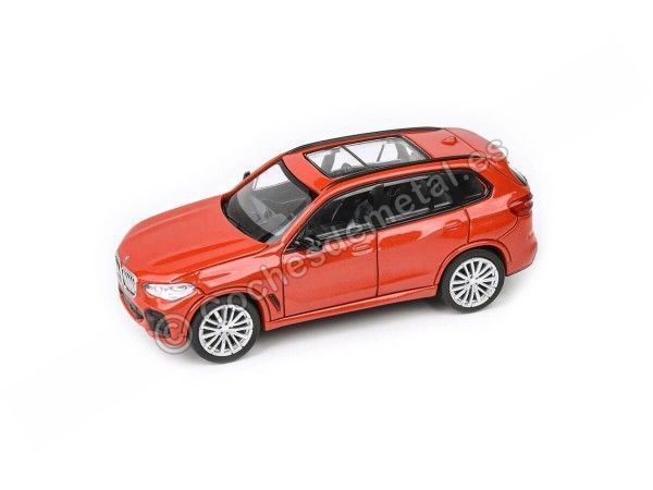 Cochesdemetal.es 2018 BMW X5 (G05) Red 1:64 Paragon Models 55185