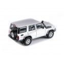 Cochesdemetal.es 2014 Toyota Land Cruiser LC76 Vanille française 1:64 Modèles Paragon 55311