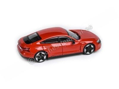 Cochesdemetal.es 2021 Audi E-Tron GT Tango Red 1:64 Paragon Modèles 55332 2