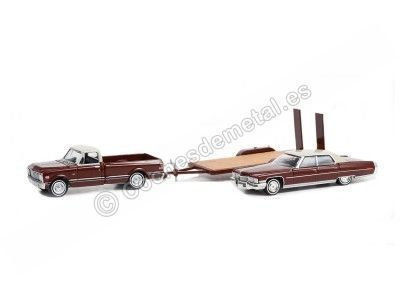 1972 Chevrolet C-10 + Trailer Rocky + Cadillac Sedan DeVille "Hollywood Hitch & Tow Series 10" 1:64 Greenlight 31130A Cochesd...
