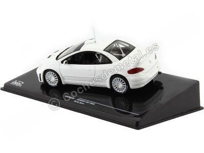 Cochesdemetal.es 2003 Peugeot 307 WRC + Cuatro Ruedas y Alerón Extra Blanco 1:43 IXO Models MDCS030 2