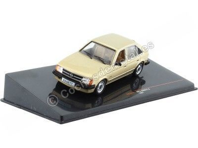 Cochesdemetal.es 1981 Opel Kadett D Beige 1:43 IXO Models CLC394N