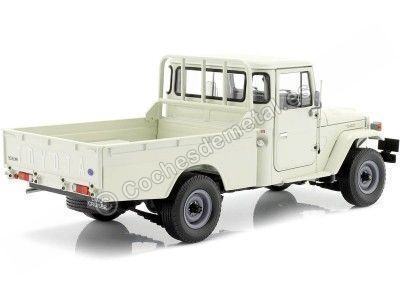 Cochesdemetal.es 1980 Toyota Land Cruiser 40 4x4 Pickup Blanco 1:18 Kyosho KY08958W 2