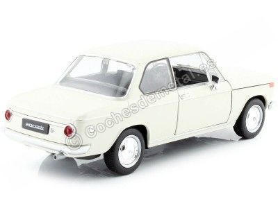 Cochesdemetal.es 1973 BMW 2002 Ti Blanco 1:24 Welly 24053 2