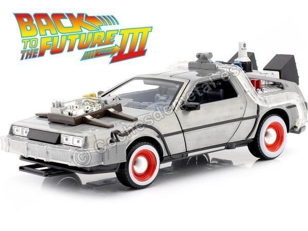 CARSDEMETAL.ES 1990 Dellorean DMC 12 "Retour au Future III + Lights" 1:24 Jada Toys 32166