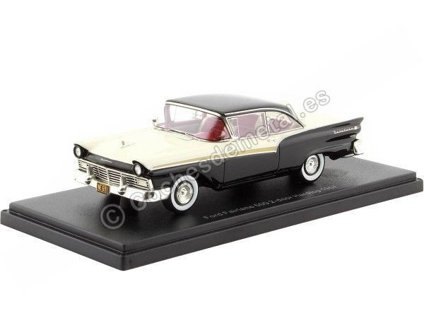 Cochesdemetal.es 1957 Ford Fairlane 500 Hardtop Negro/Beige 1:43 NEO Scale Models 46091
