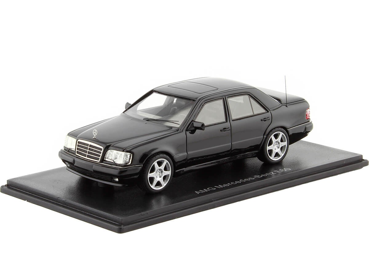 1995 Mercedes-Benz E60 (W124) AMG Negro 1:43 NEO Scale Models 45542