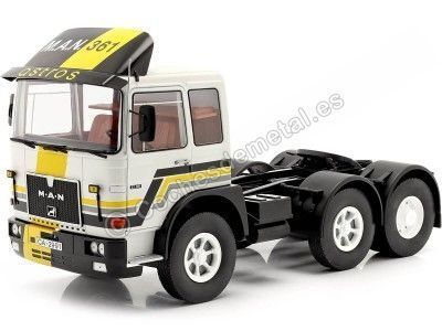 Cochesdemetal.es 1978 Cabeza Tractora M.A.N. F8 22.361 Blanco/Negro 1:18 Road Kings 180111