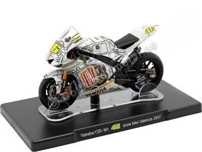 2007 Yamaha YZR-M1 Nº46 Valentino Rossi Show Bike MotoGP Valencia1:18 Editorial Salvat ROSSI0040 Cochesdemetal.es