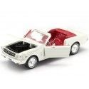 Cochesdemetal.es 1964 Ford Mustang 1/2 convertible "007 James Bond Contra Goldfinger" Beige 1:24 Motor Max 79852