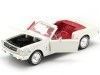 Cochesdemetal.es 1964 Ford Mustang 1/2 convertible "007 James Bond Contra Goldfinger" Beige 1:24 Motor Max 79852