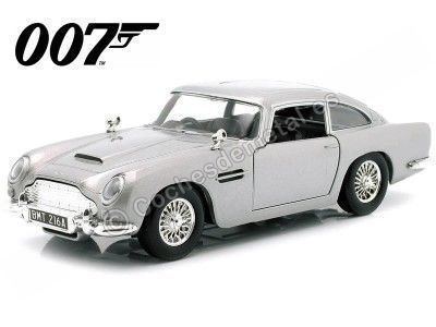 1964 Aston Martin DB5 "007 James Bond Contra Goldfinger" Gris Plata 1:24 Motor Max 79857 Cochesdemetal.es