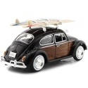 Cochesdemetal.es 1966 Volkswagen Beetle con Tablas de Surf Negro/Madera 1:24 Motor Max 79591