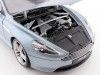 2013 Aston Martin DB9 6.0 V12 Coupé Gris Azulado 1:18 Welly 18045 Cochesdemetal 11 - Coches de Metal 