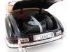 1955 Mercedes-Benz 300S Cabriolet W188 Negro 1:18 Welly 19859 Cochesdemetal 13 - Coches de Metal 
