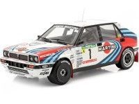 1990 Lancia Delta Integrale 16V Martini Nº1 Biasion/Siviero Ganador Rallye Portugal 1:18 IXO Models RMC064A